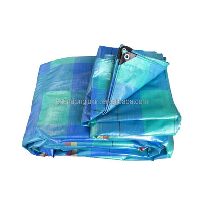 Alta durezza superficiale PE rivestito tarpaulin camion in blu mare per resistenza alla pioggia e alla luce solare