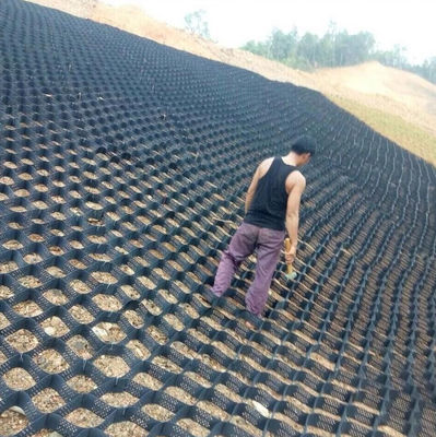 330 mm-1000 mm Distanza di saldatura Geocella HDPE per soluzione di stabilizzazione della ghiaia del vialetto