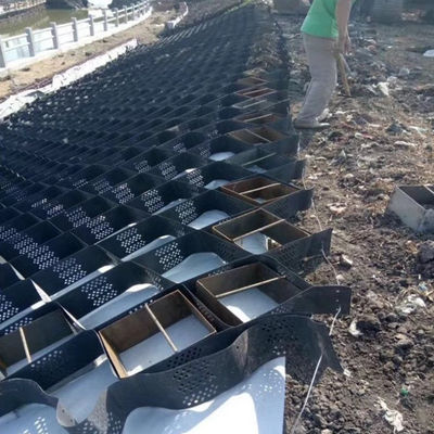330 mm-1000 mm Distanza di saldatura Geocella HDPE per soluzione di stabilizzazione della ghiaia del vialetto