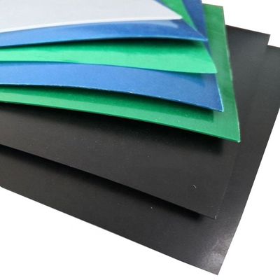 Superficie ruvida Geomembrana HDPE Acquario di stagno di allevamento di pesci 1 mm con durata di 10 anni