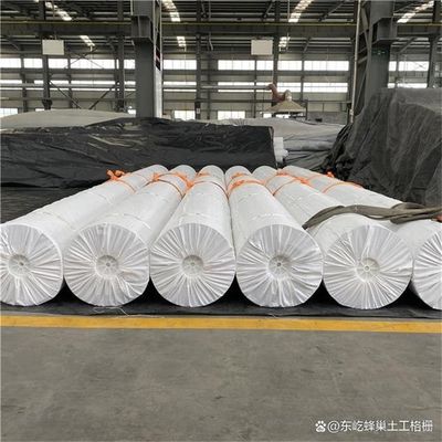 Progetto di diga del Sudafrica Geomembrana HDPE 0,8 mm 1 mm 1,5 mm 2 mm con materiale EVA EPDM