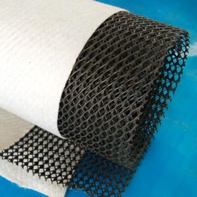 Rete di drenaggio composta di geotessili di spessore 5 mm per il drenaggio dell'acqua Lunghezza 30 m