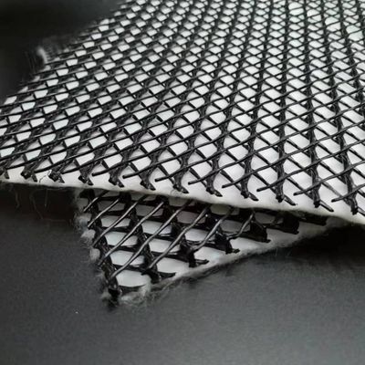 Geonet di drenaggio composito con geotessile al centro Spessore 8 mm Nero Bianco Larghezza 4 m