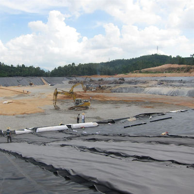 Geomembrana in HDPE di lunghezza compresa tra 50 e 100 m per rivestimento impermeabile di stagni per pesci in piscina