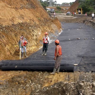 1m-8m Larghezza 0,3mm-3,0mm Spessore rivestimento di geomembrana HDPE per rivestimenti di stagno rinforzati