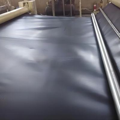 1 mm 2 mm Spessore Geomembrana liscia Larghezza 1-6m per ingegneria anti-fuga Direttamente