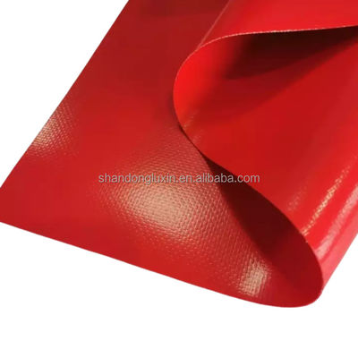 650 gsm Telaio rivestito in PVC per camion Tenda Conteggio di filati 500D-1500D Rollo di tela di plastica