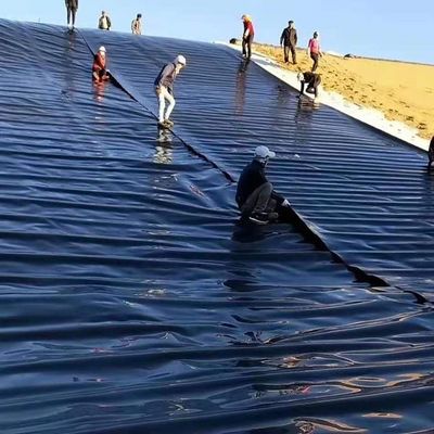 ASTM GRI-GM13 Geomembrana in HDPE standard da 1 mm per applicazioni in stagni di pesce e discariche