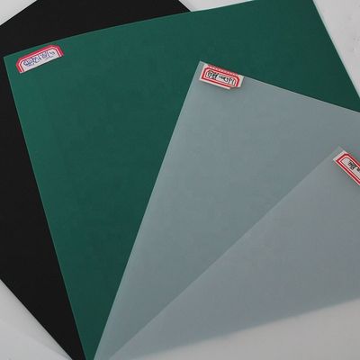 Capacità di soluzione del progetto 100% HDPE Geomembrane Pool Liner per l'allevamento liscio di pesci