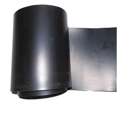1-6m Larghezza Geomembrana in HDPE con texture per diga di scarico Superficie doppia liscia