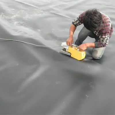 Spessore 0,2 mm-2,8 mm Geomembrana in HDPE per rivestimento di stagno di pesce e rivestimento di diga in stagno