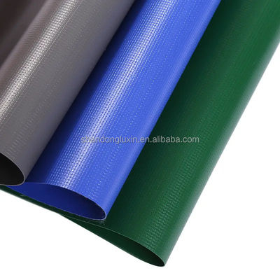 300-1400 gm PVC Tarpaulin Roll con rivestimento durevole 840D*840D-1300D*1300D Conteggio di filati